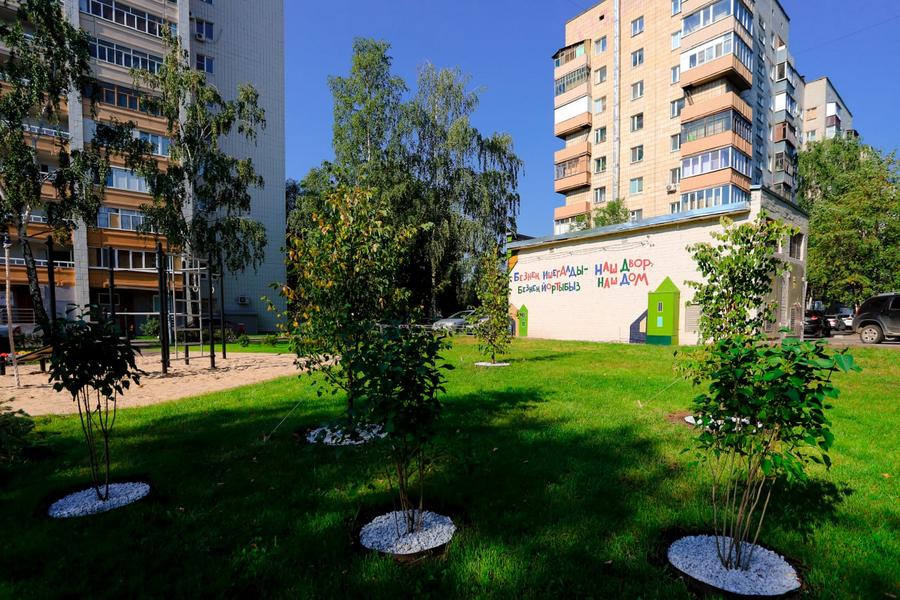 В Казани на улице Фрунзе открыли первый благоустроенный двор