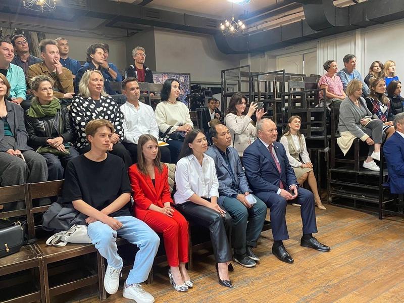 Минниханов встретился в ГИТИСе со студентами из Татарстана