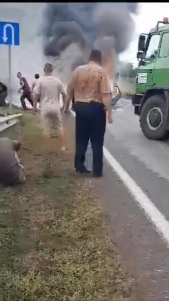 Под Альметьевском в ДТП загорелась легковушка, погиб человек