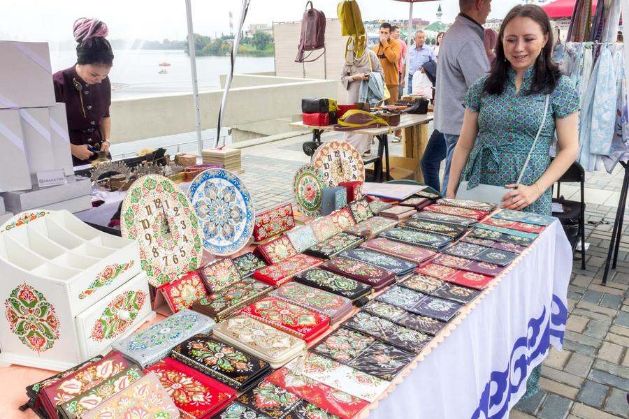 Безработица падает, предпринимательство растет: как в Челнах обстоят дела с экономикой?