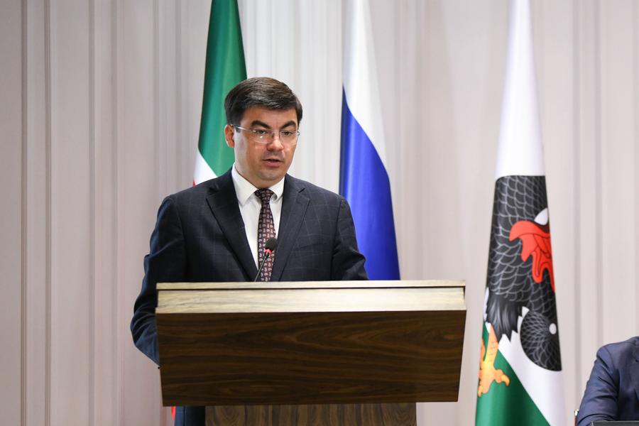 Число школьников в Казани бьет рекорды, не хватает школ и кадров для них