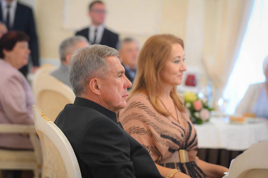 В Казанском Кремле чествовали 47 семей республики