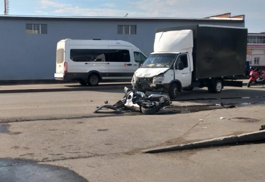 Водитель «ГАЗа» в Альметьевске спровоцировал ДТП с байкером