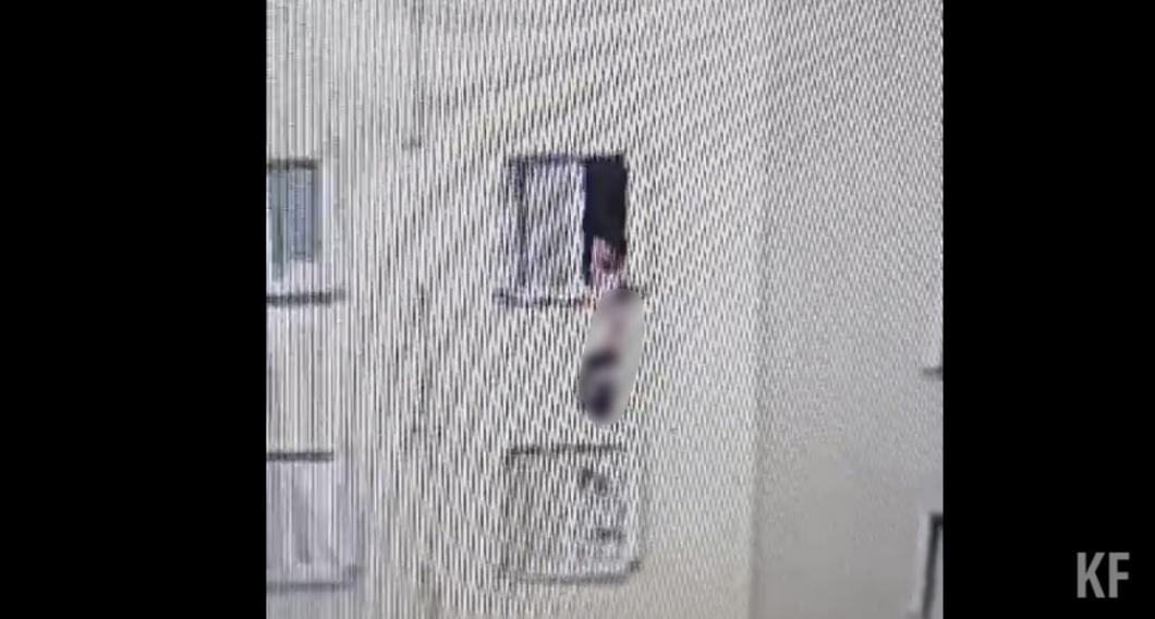 Жительница Нижнекамска сорвалась с карниза на шестом этаже и разбилась насмерть
