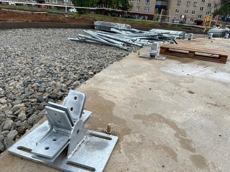 В Менделеевске начали собирать стеклянный купол