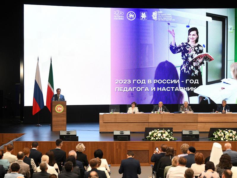 Ильсур Метшин: В этом году за парты сядет рекордное количество учащихся