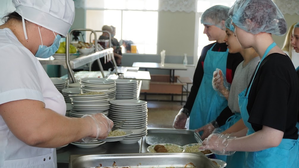 Число школьников в Казани бьет рекорды, не хватает школ и кадров для них