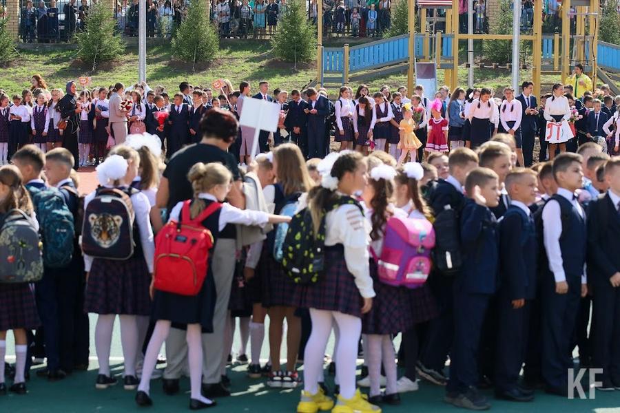Снова в школу: Сколько стоит собрать ребенка к школе в Татарстане?