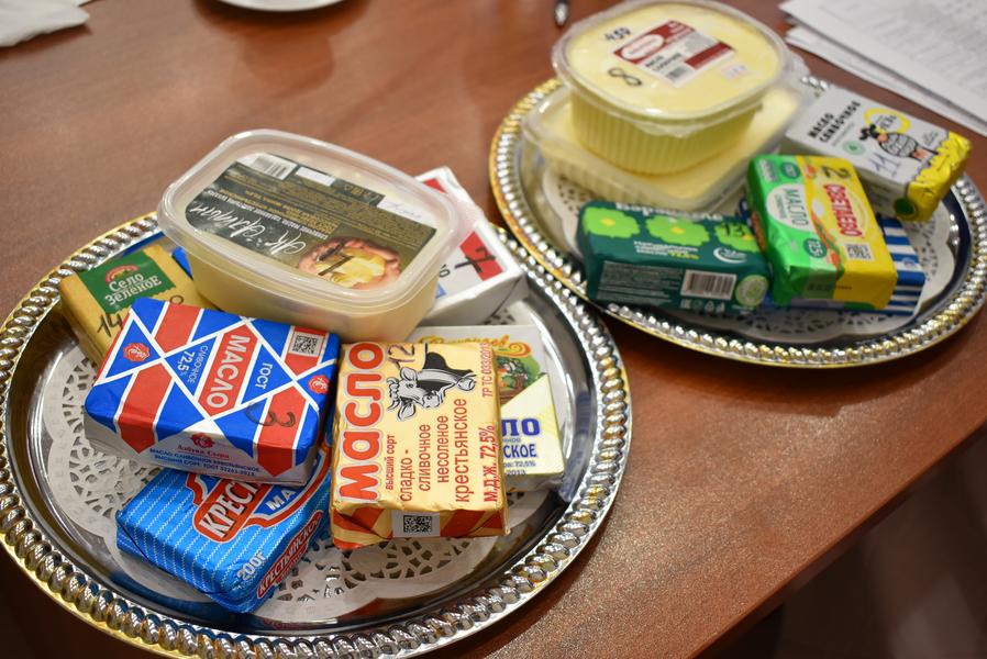 «Есть моменты, когда содержимое не соответствует надписи на этикетках»: Как подделывают сливочное масло в Татарстане?