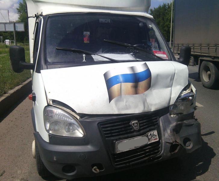 Суд Челнов оставил на свободе водителя «ГАЗа», размозжившего между двумя авто человека