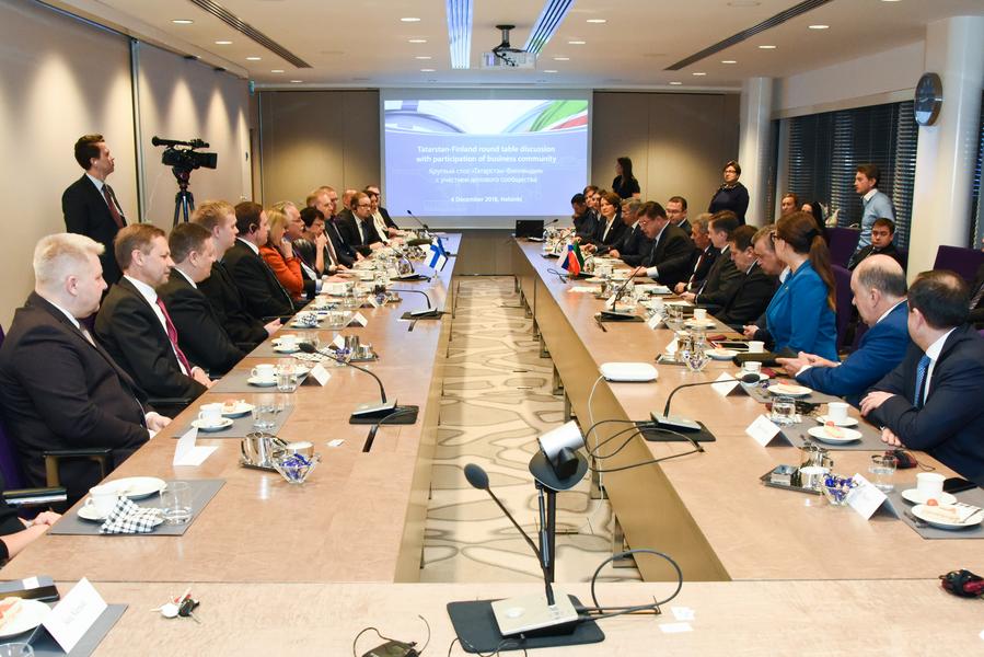Рустам Минниханов в Хельсинки встретился с руководителями финских компаний и обсудил сотрудничество