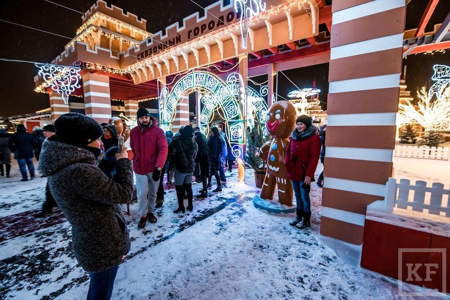 Парад Дедов Морозов, санки-фест и ярмарка: Казань готова к Новому году