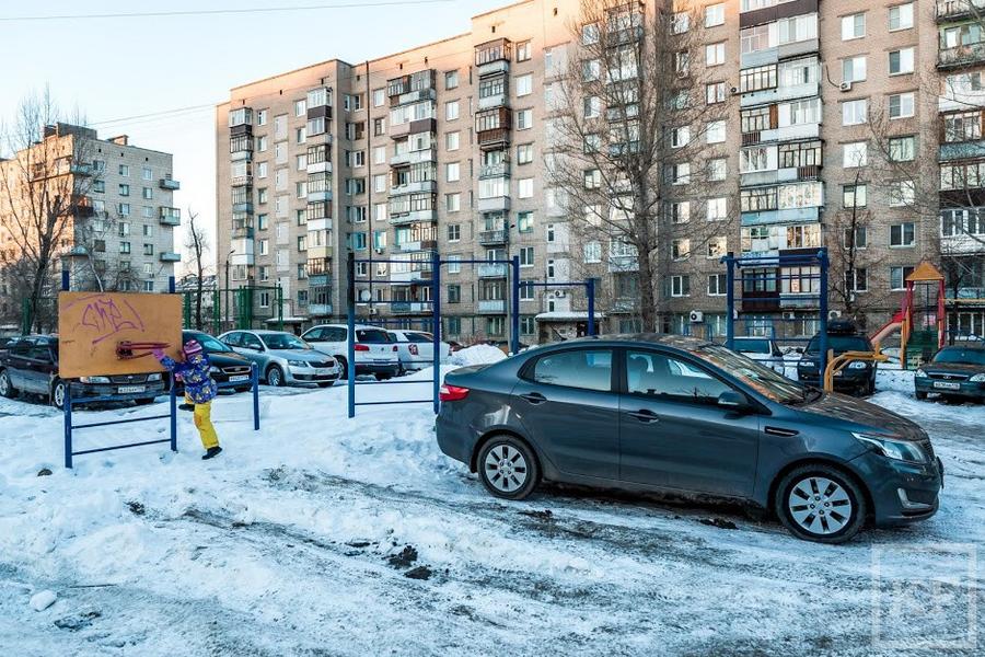 Казанец доказал абсурдность штрафа за парковку в зеленой зоне