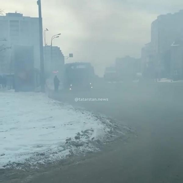Прокуратура выясняет причины задымления автобуса в центре Казани