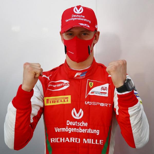 Гран-при Сахира: Шумахер на подиуме в Ф-2, «Mercedes» без Хэмилтона и двойной подиум «Racing Point»