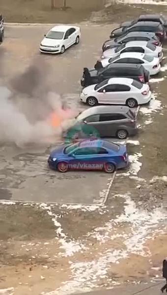 В Зеленодольске опять горят автомобили