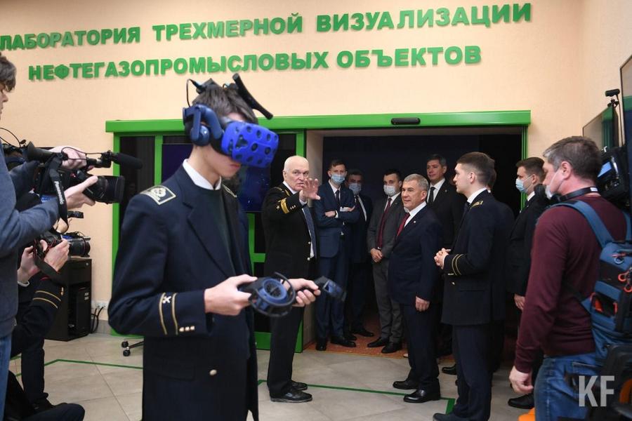 Рустам Минниханов посетил Санкт-петербургский горный университет