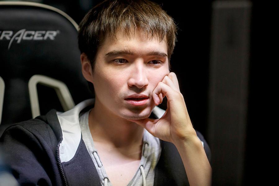 Киберспорт скоро потеснит футбол, баскетбол и хоккей. Туда уже вливается много денег Киберспорт скоро потеснит футбол, баскетбол и хоккей. Туда уже вливается много денег