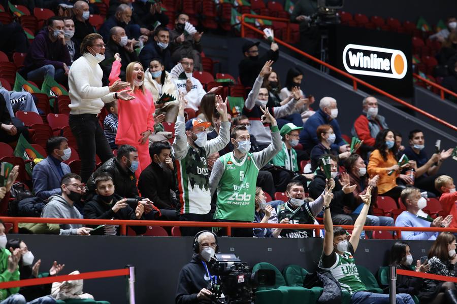 Fan УйДи или сказ о том, как власть имущие разрушили российский спорт. Почему паспорт болельщика это зло?