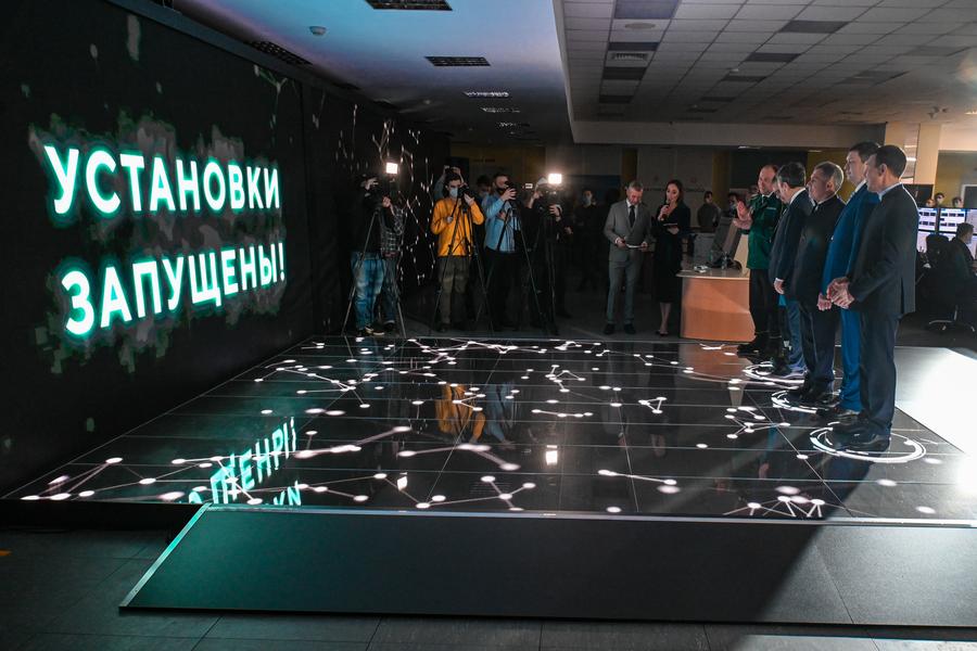 Районы Татарстана получили в подарок перед новым годом мини-футбольные манежи