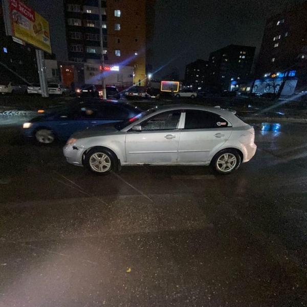 Попавшего под колеса легковушки подростка с травмами доставили в нижнекамскую больницу Попавшего под колеса легковушки подростка с травмами доставили в нижнекамскую больницу