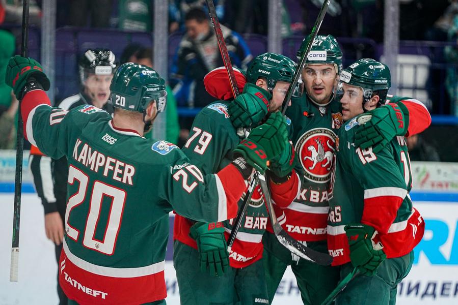 «Ак Барс» сделал настоящий подарок своим болельщикам перед Новым годом.Казанцы совершили камбэк в матче против «Металлурга» и выиграли