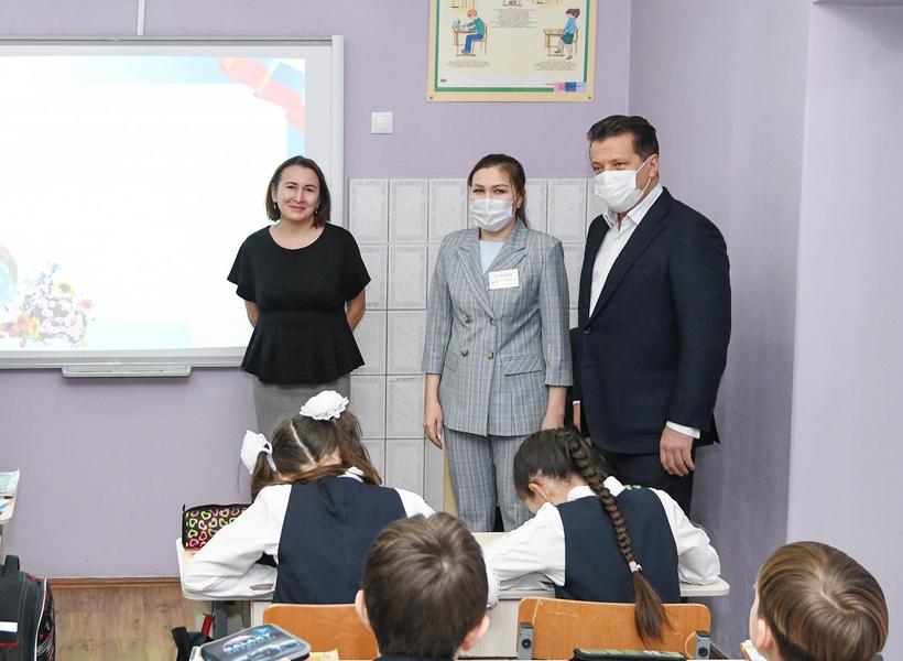 За год количество посадочных мест в школьных столовых Казани выросло почти на 3 тысячи