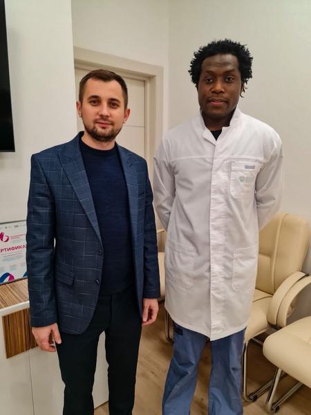 В медучреждение Челнов приняли на работу выходца с Гаити