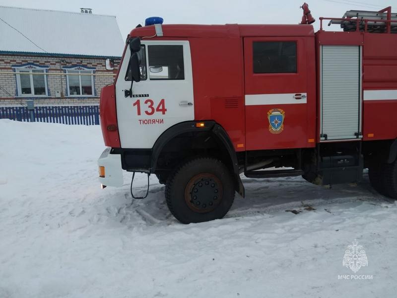 Женщина получила ожоги лица во время горения дома в Татарстане