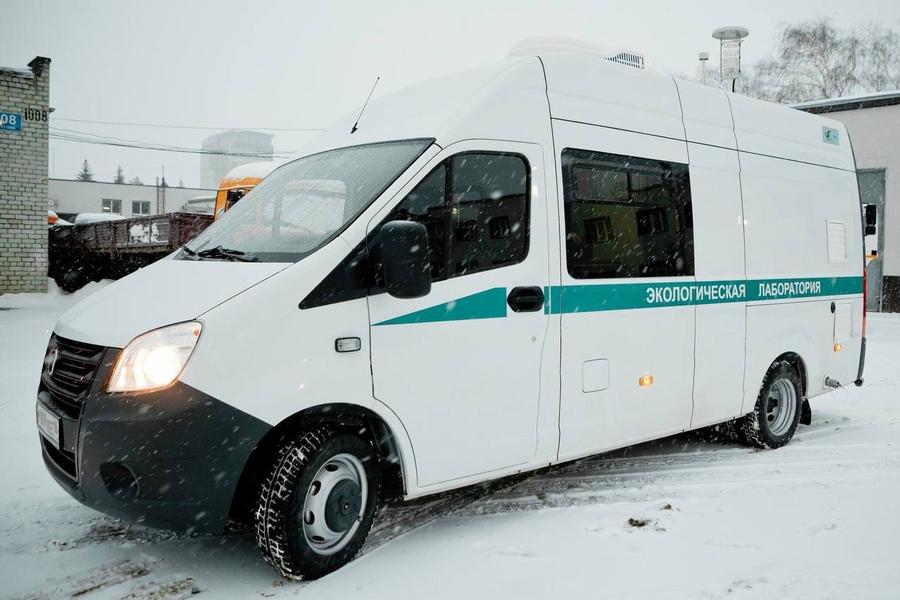 На «Казаньоргсинтезе» заработала мобильная экологическая лаборатория