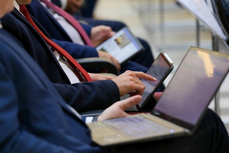 «Ни о какой отвязке рубля от нефти говорить не приходится»: Что будет с курсом в 2023 году?