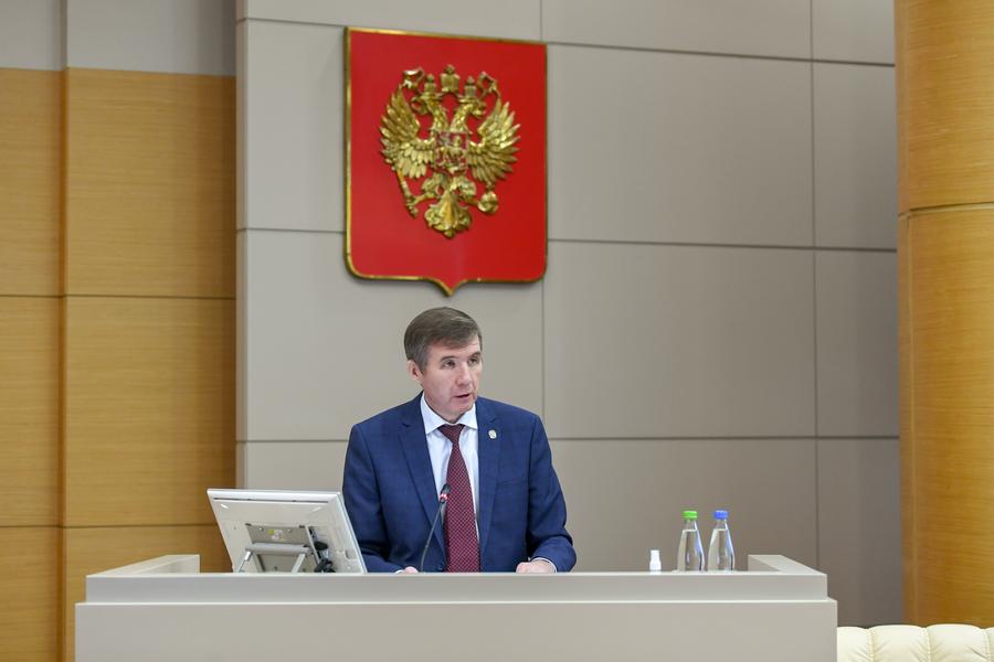 «В футбол играть не надо!»: Минниханов разобрался, что мешает инвестиционному развитию Татарстана