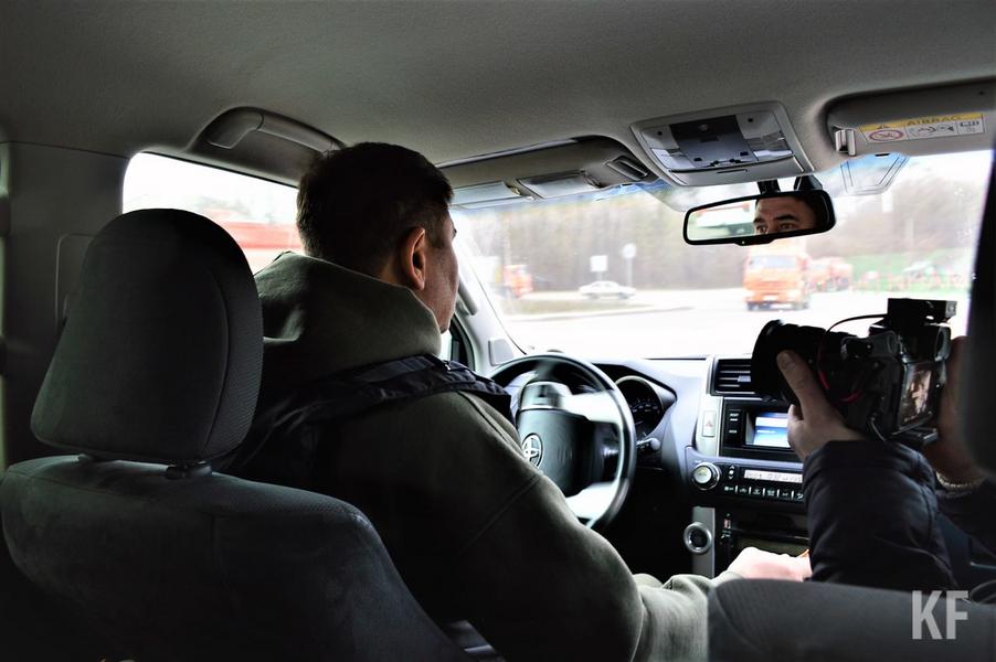 Булат Газизов о доставке гумпомощи на Донбасс: Они там с Богом на «ты», иначе не выжить