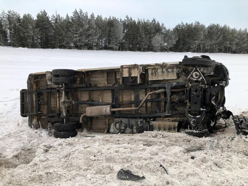 Стали известны подробности массового ДТП с микроавтобусом и легковушками под Челнами