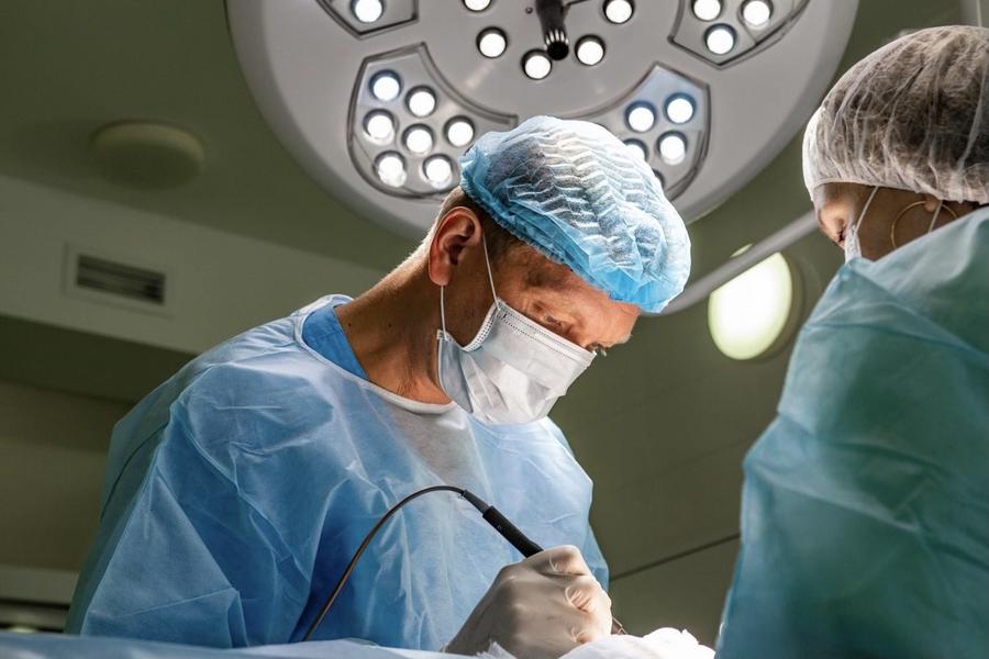 «В Татарстане все боятся общественного порицания, поэтому скрывают походы к пластическим хирургам» «В Татарстане все боятся общественного порицания, поэтому скрывают походы к пластическим хирургам»