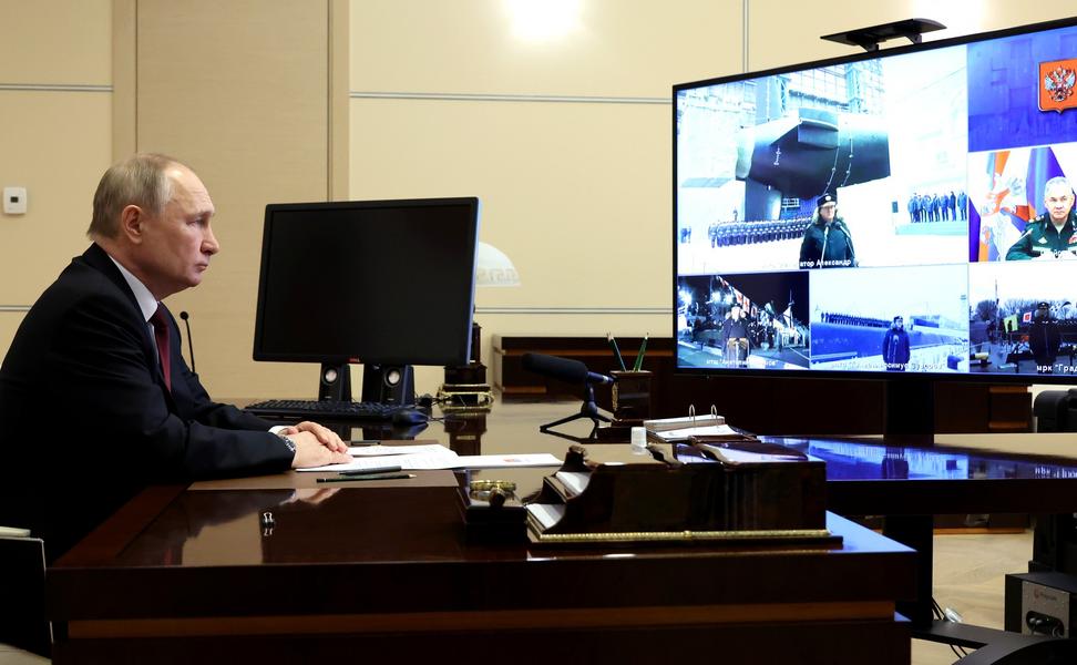 Путин поблагодарил коллектив Зеленодольского судостроительного завода за труд