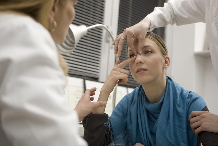 «В Татарстане все боятся общественного порицания, поэтому скрывают походы к пластическим хирургам» «В Татарстане все боятся общественного порицания, поэтому скрывают походы к пластическим хирургам»