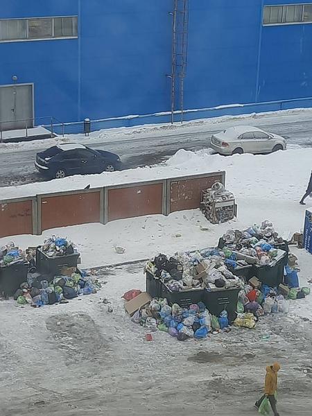 По всему Зеленодольску образовались свалки, которые никто не убирает