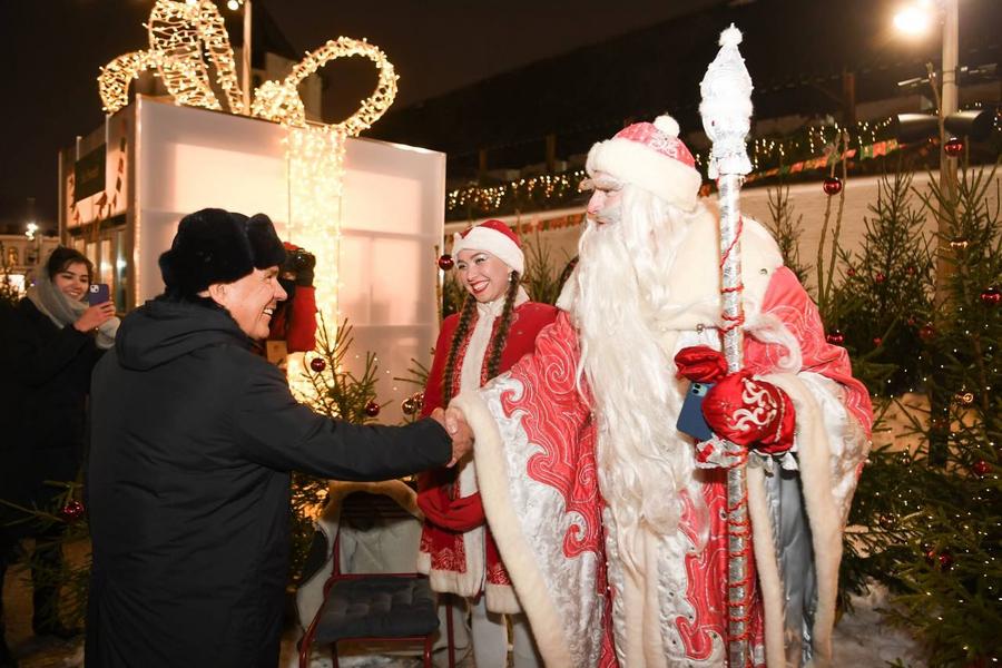 Рустам Минниханов поздравил с Новым годом детей из семей мобилизованных татарстанцев