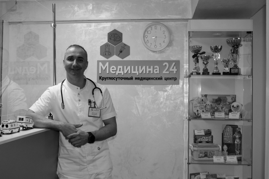 «Для пациентов Николай был ангелом. Его миссия - спасать»: челнинцы вспоминают погибшего врача Зотова