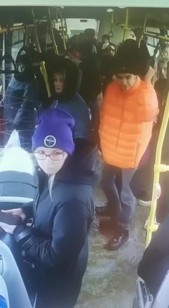 Прокуратура Казани начала проверку появившегося в сети видео, где кондуктор автобуса №45 пытается высадить ребенка на мороз