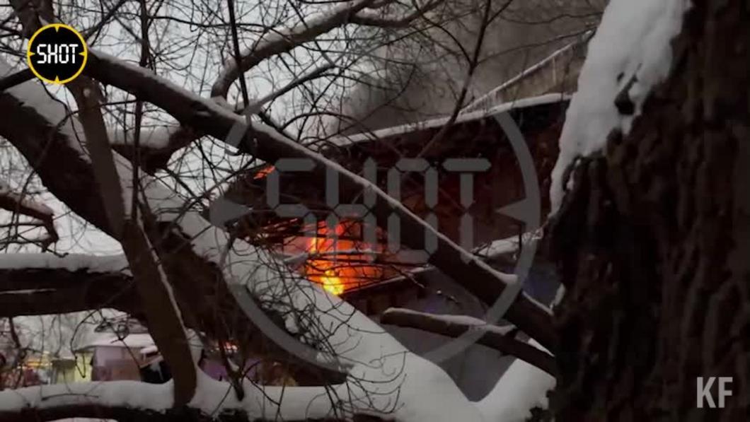 Во время пожара цветочной базы в Москве похитили сейф с 20 млн рублей