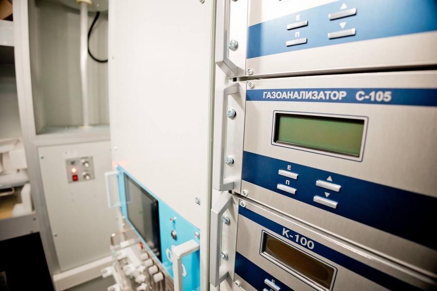 На «Казаньоргсинтезе» заработала мобильная экологическая лаборатория