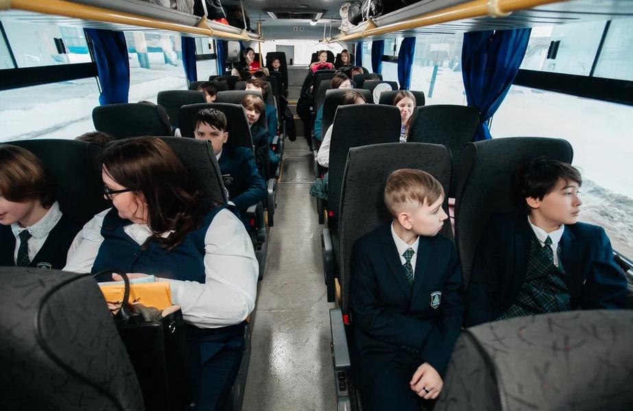 Ученики полилингвального центра «Адымнар» побывали с экскурсией на «Нижнекамскнефтехиме»