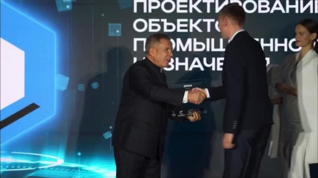 Минниханов принял участие в церемонии вручения премии им. Б.И. Тихомирова в Москве