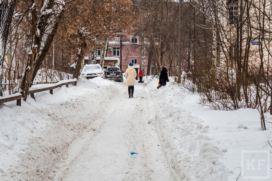 «В снегопад каждые три-четыре часа дворник должен убирать тротуары»