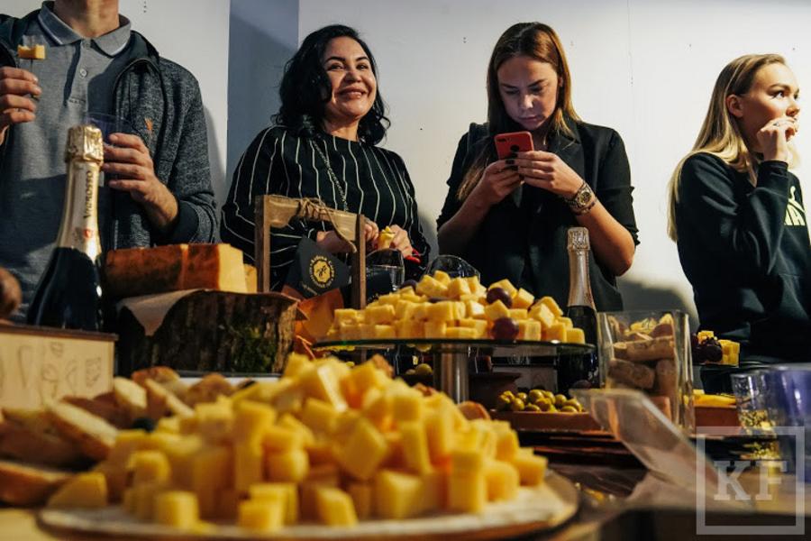 «Азбука сыра» устроила кулинарную дуэль в Казани