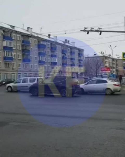 Казанский водитель сбил инспектора ГИБДД и скрылся