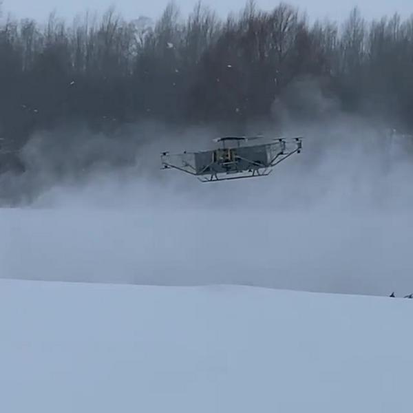 Рустам Минниханов опубликовал видео тестового полета промышленного беспилотника