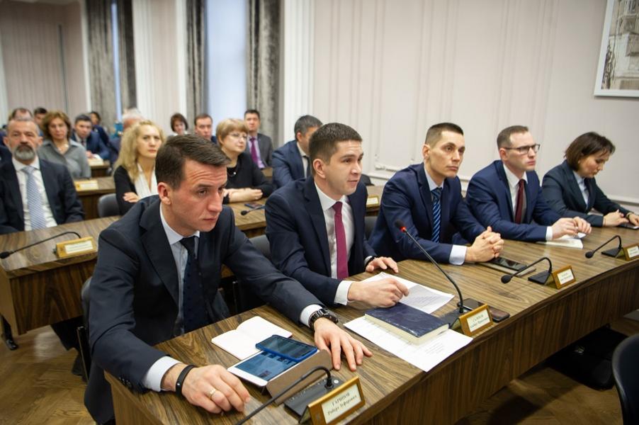 Казань экономит на госзакупках и зарабатывает на нерадивых водителях